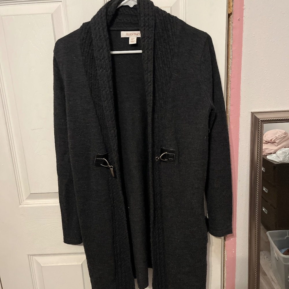 Charcoal sweater with pockets